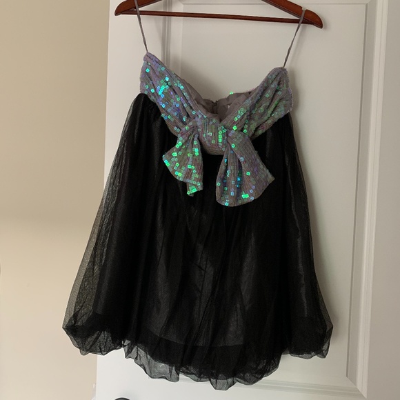 Holt Renfrew Baby Doll Dress - Picture 1 of 2
